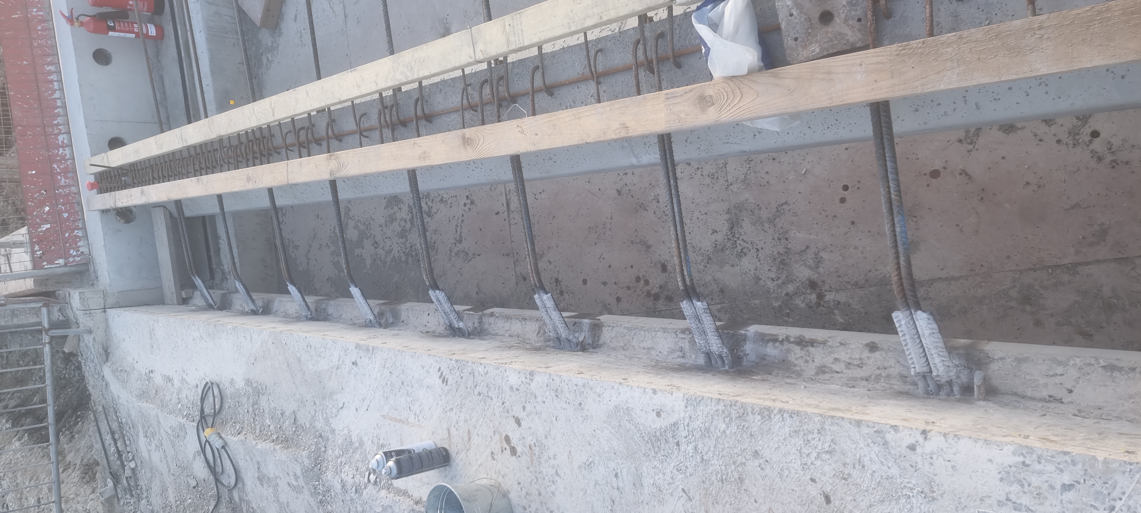 Completed tie-in welds ready for concrete pour